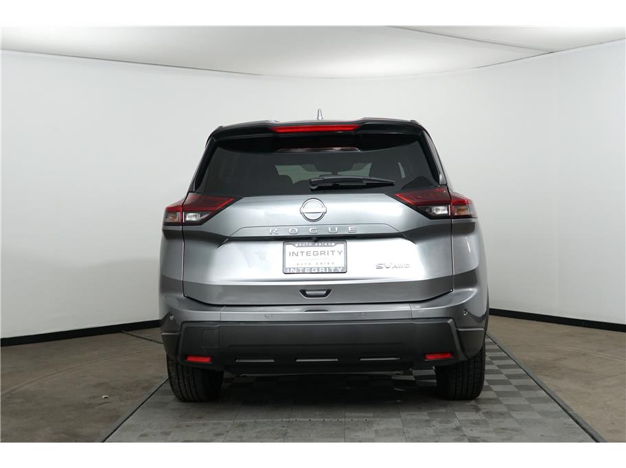 2024 Nissan Rogue SV photo 4