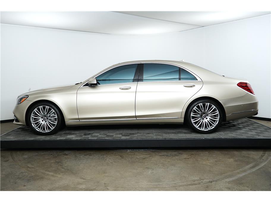 2019 Mercedes Benz S 560 photo 2