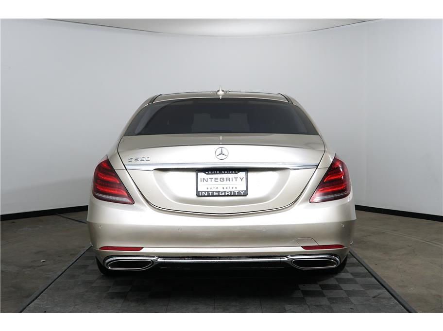 2019 Mercedes Benz S 560 photo 4