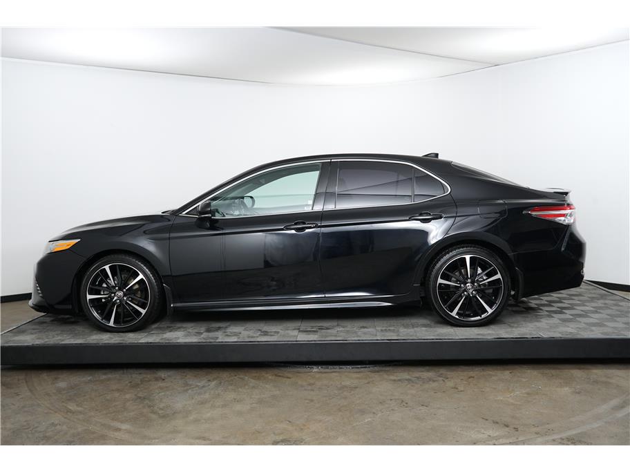 2020 Toyota Camry XSE V6 photo 2
