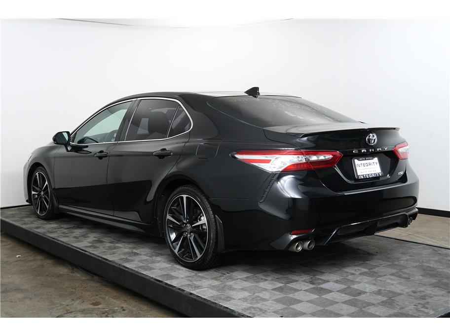 2020 Toyota Camry XSE V6 photo 3