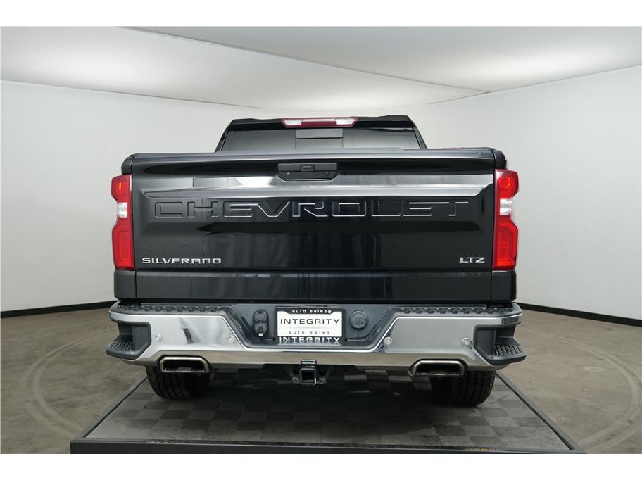 2020 Chevrolet Silverado 1500 LTZ photo 4