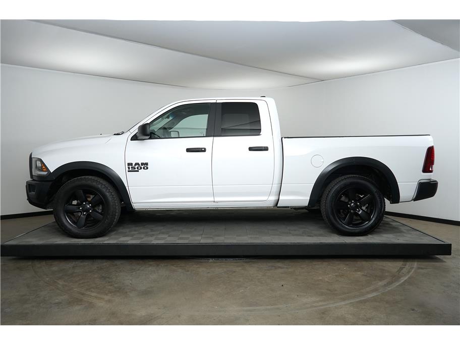 2020 Ram 1500 Classic Warlock photo 2