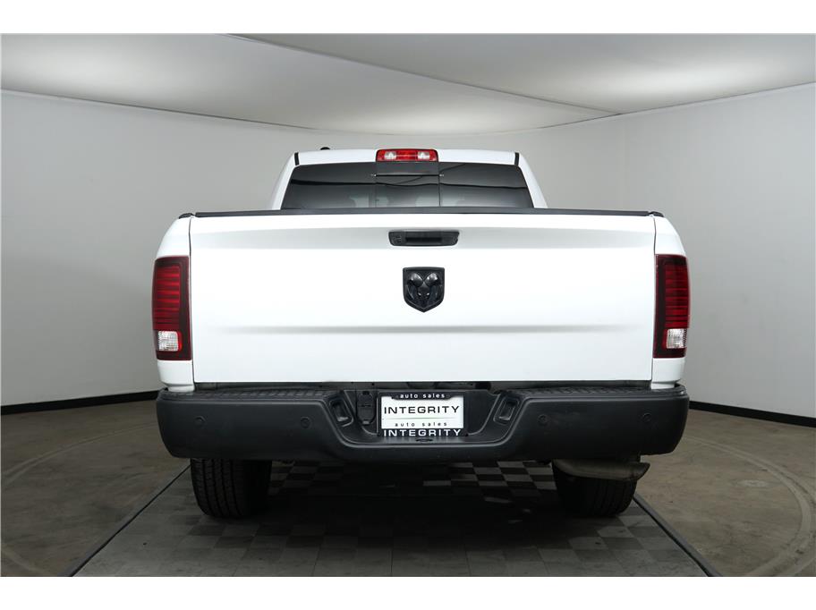 2020 Ram 1500 Classic Warlock photo 4