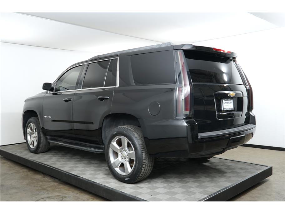 2015 Chevrolet Tahoe LT photo 3