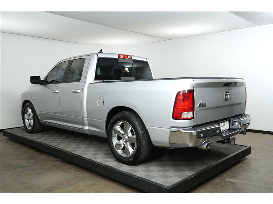 2017 Ram 1500 Big Horn photo 3