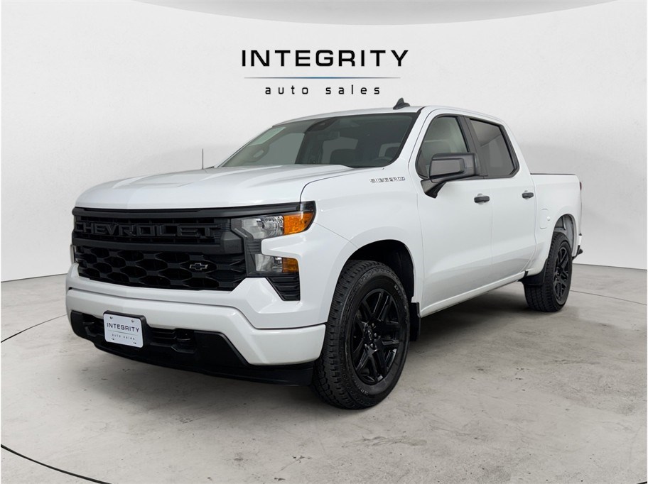 2023 Chevrolet Silverado 1500 Custom Crew Cab Short Box's photo