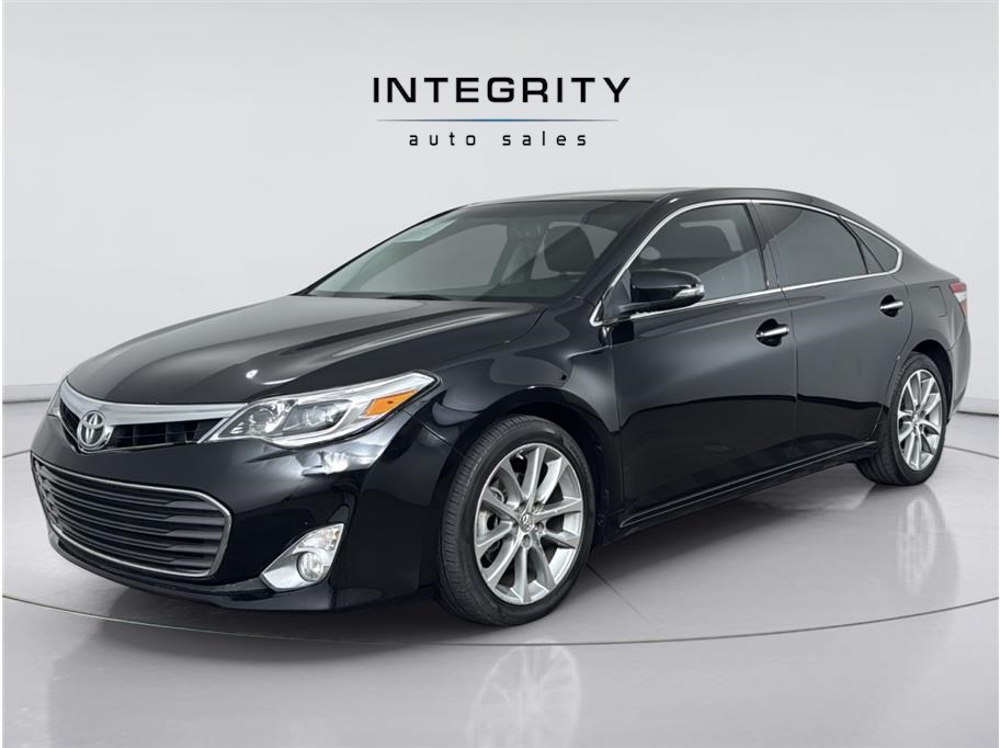 2015 Toyota Avalon XLE Touring's photo