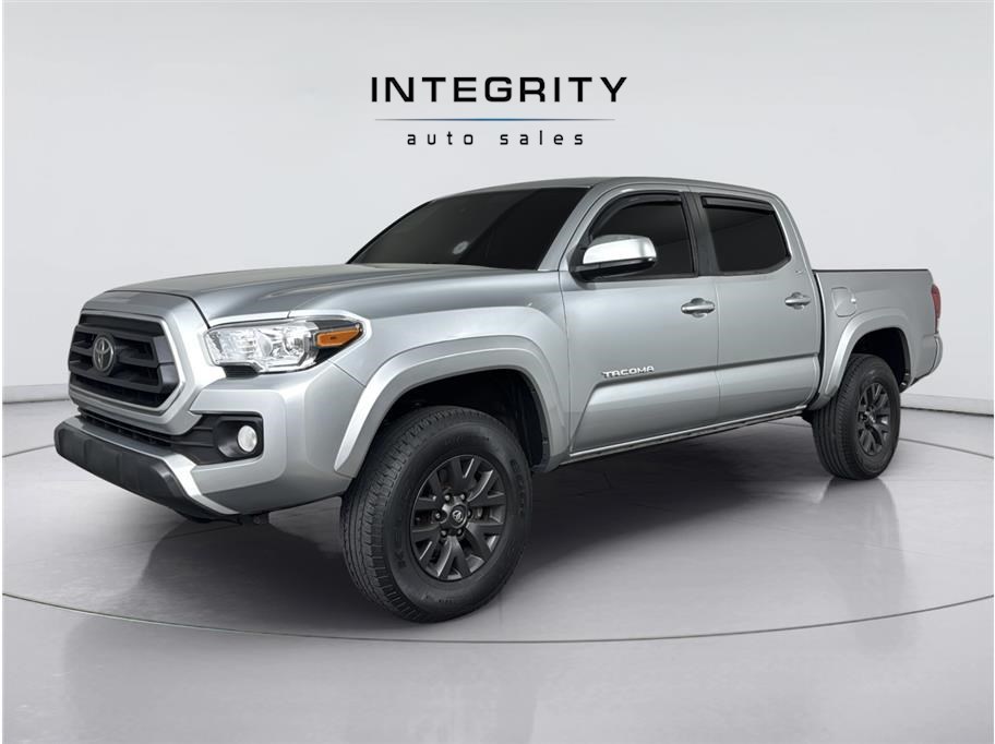 2022 Toyota Tacoma SR5 Double Cab 4WD V6 Auto Short Bed's photo