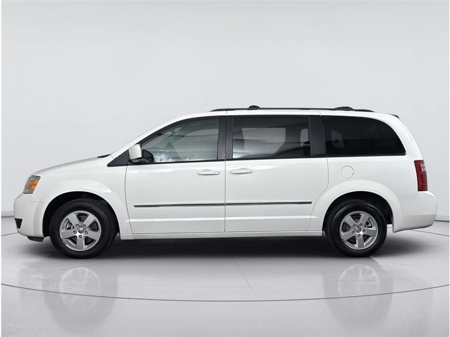 2010 Dodge Grand Caravan SXT - Photo 2