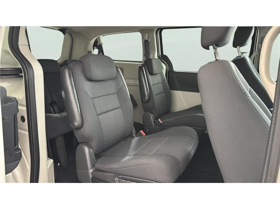 2010 Dodge Grand Caravan SXT - Photo 15