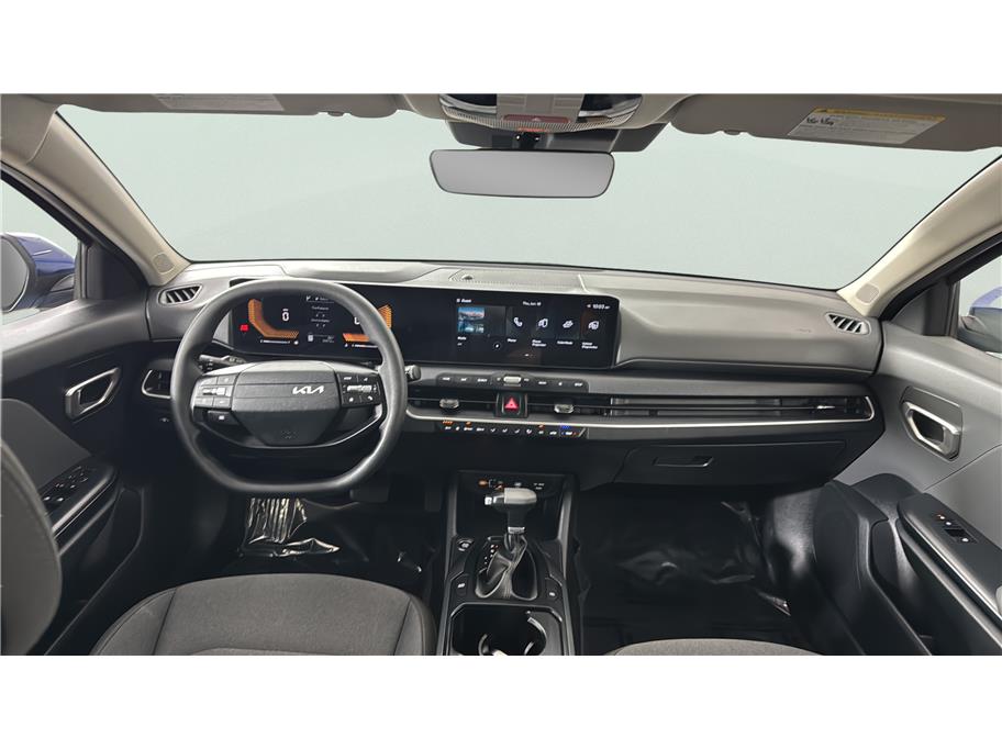 2025 Kia K4 LXS - Photo 15