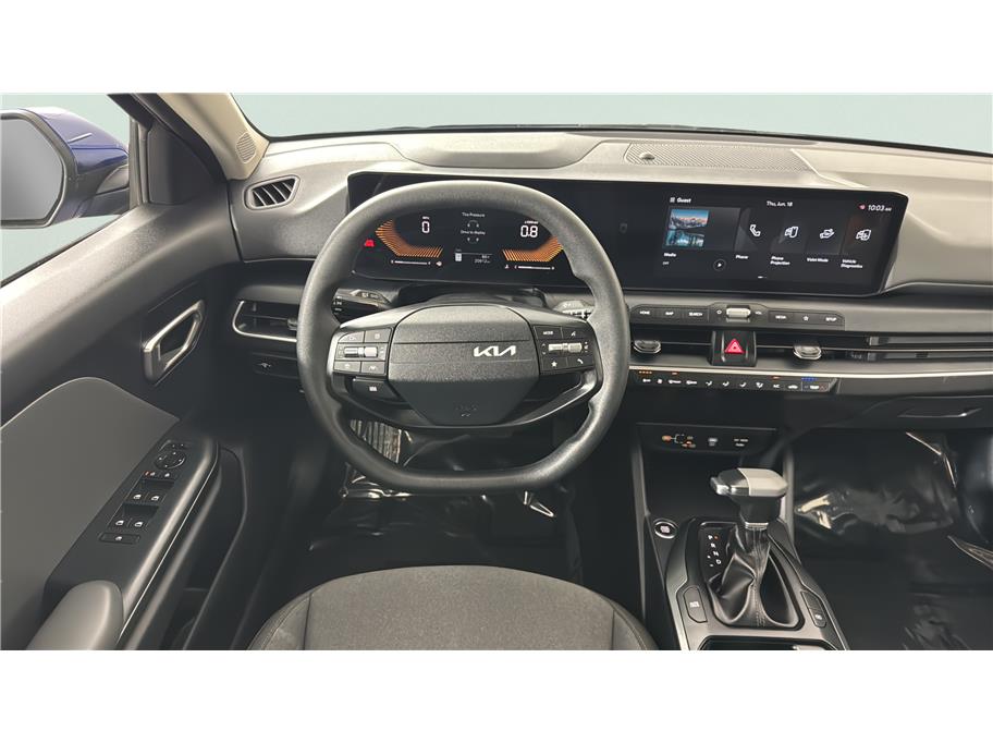 2025 Kia K4 LXS - Photo 16