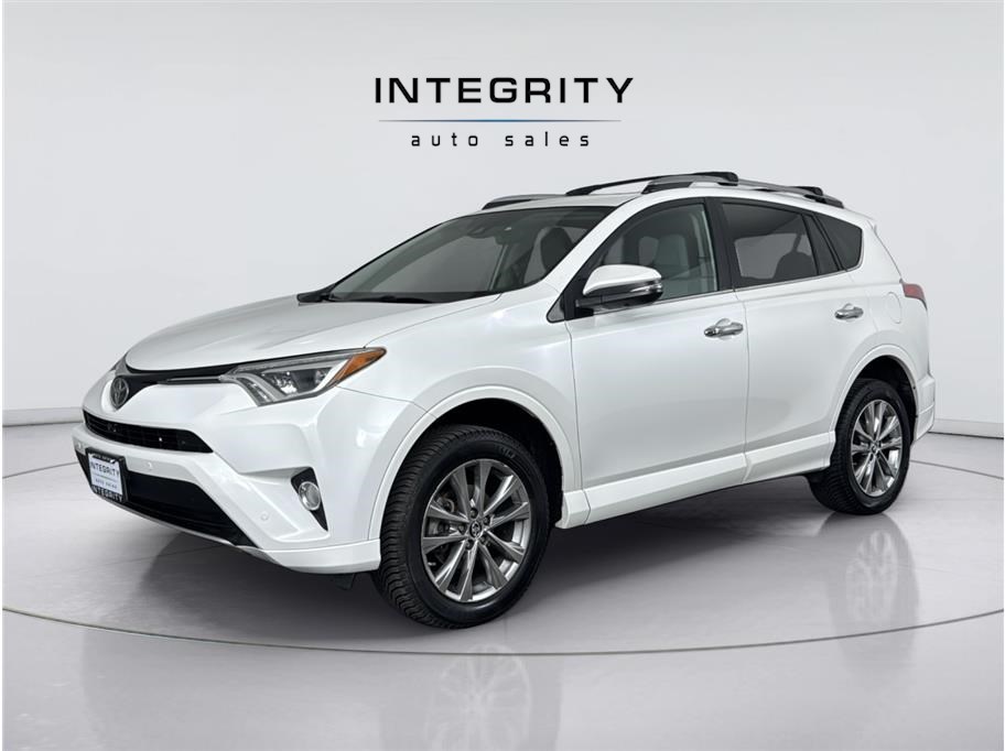 2017 Toyota RAV4 Platinum