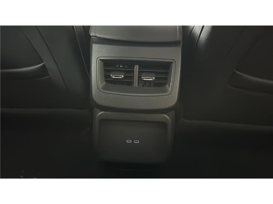 Chevrolet Equinox photo 18