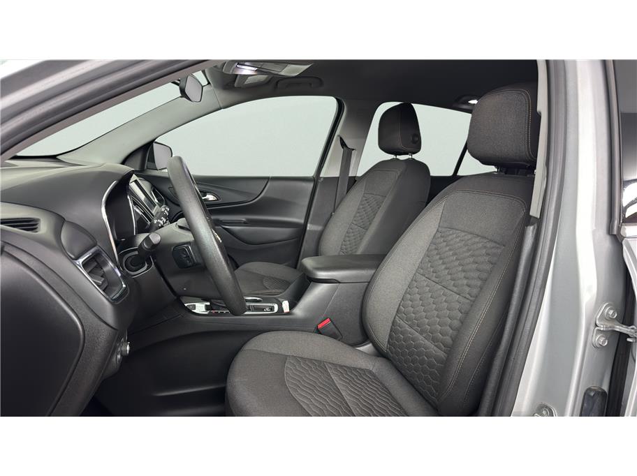 Chevrolet Equinox photo 11