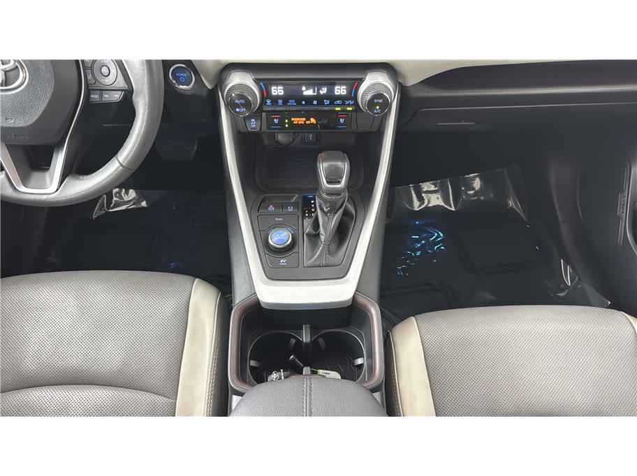 Toyota RAV4 photo 23