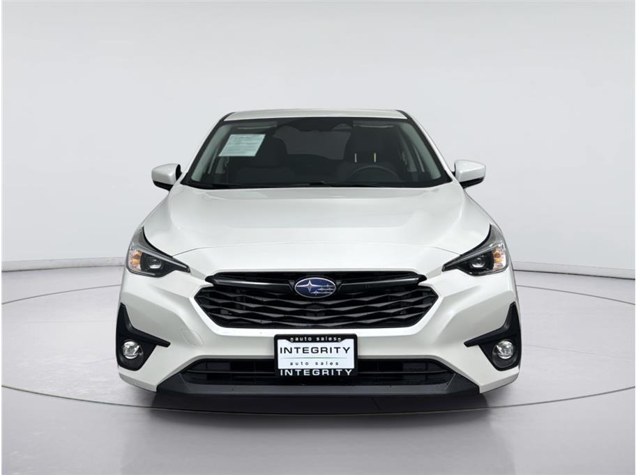 Subaru Impreza photo 8