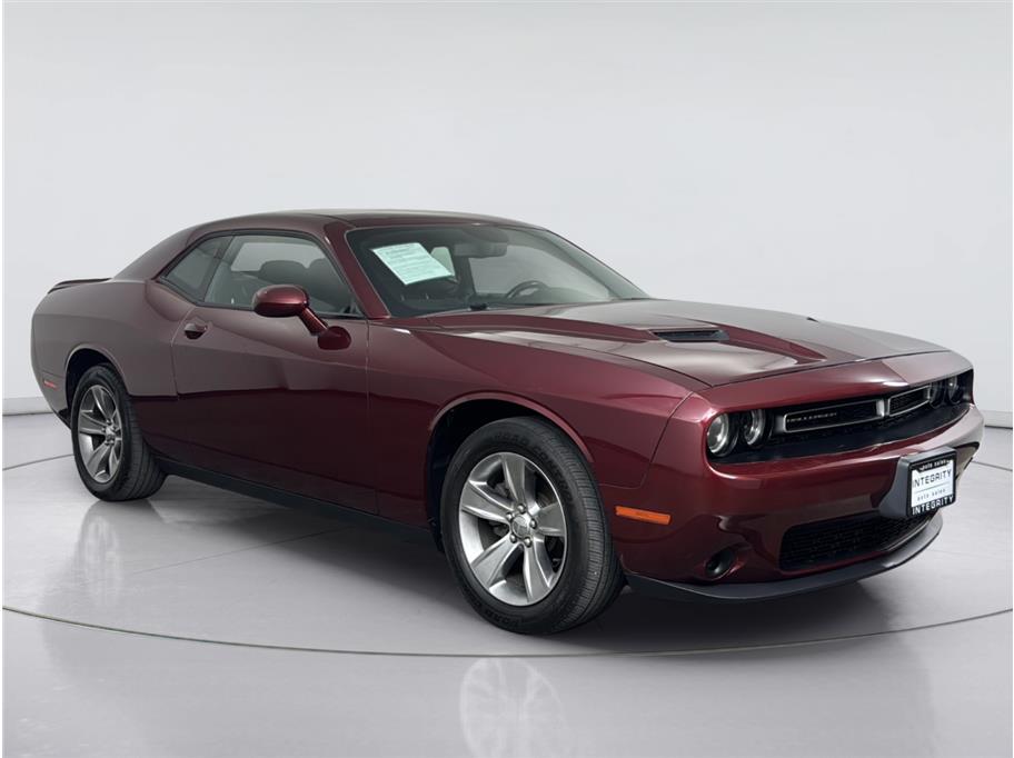 Dodge Challenger photo 7