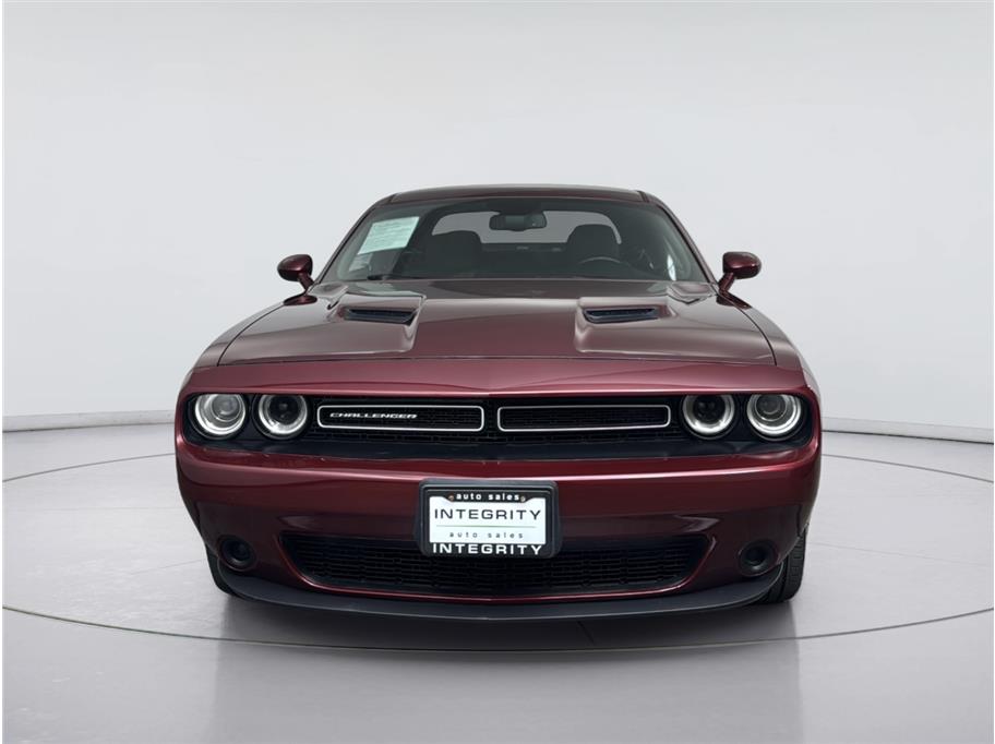 Dodge Challenger photo 8
