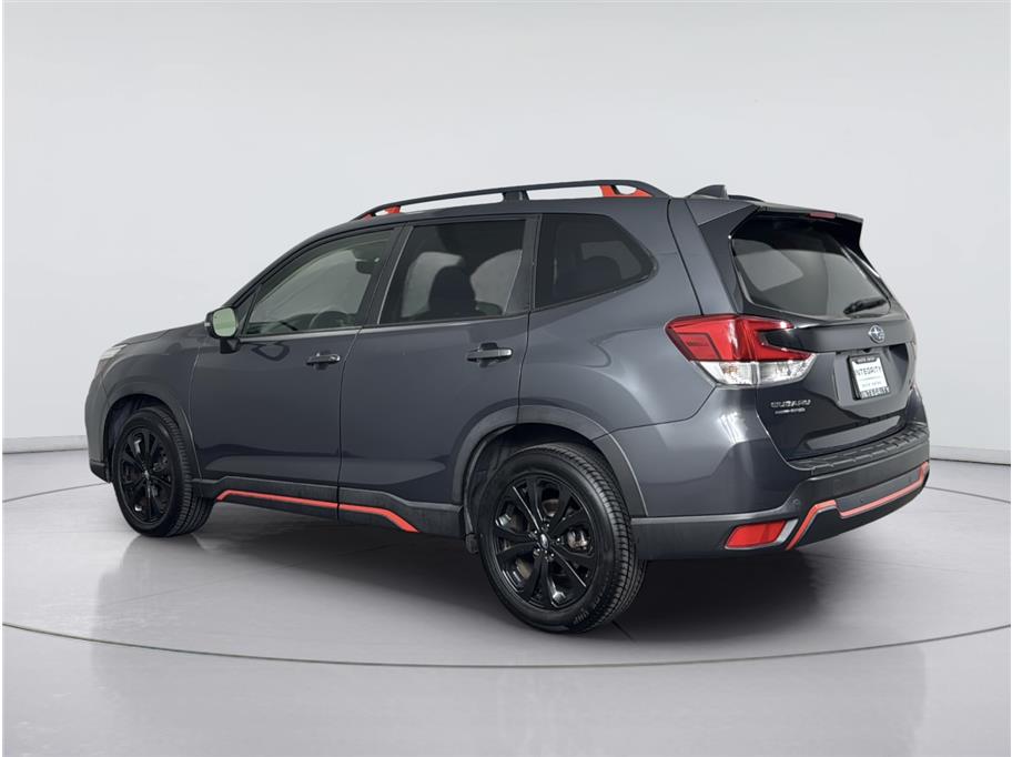 Subaru Forester photo 3