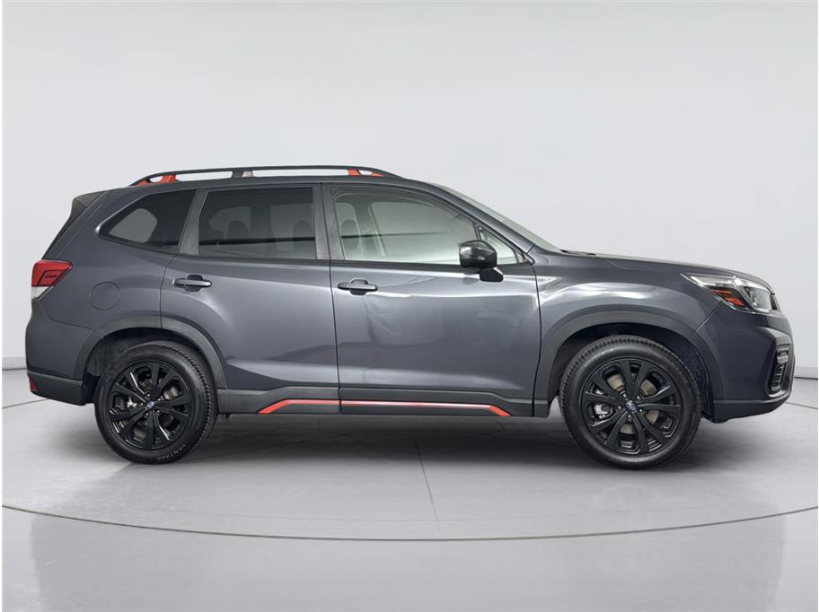 Subaru Forester photo 6