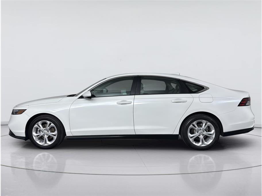 Honda Accord photo 2