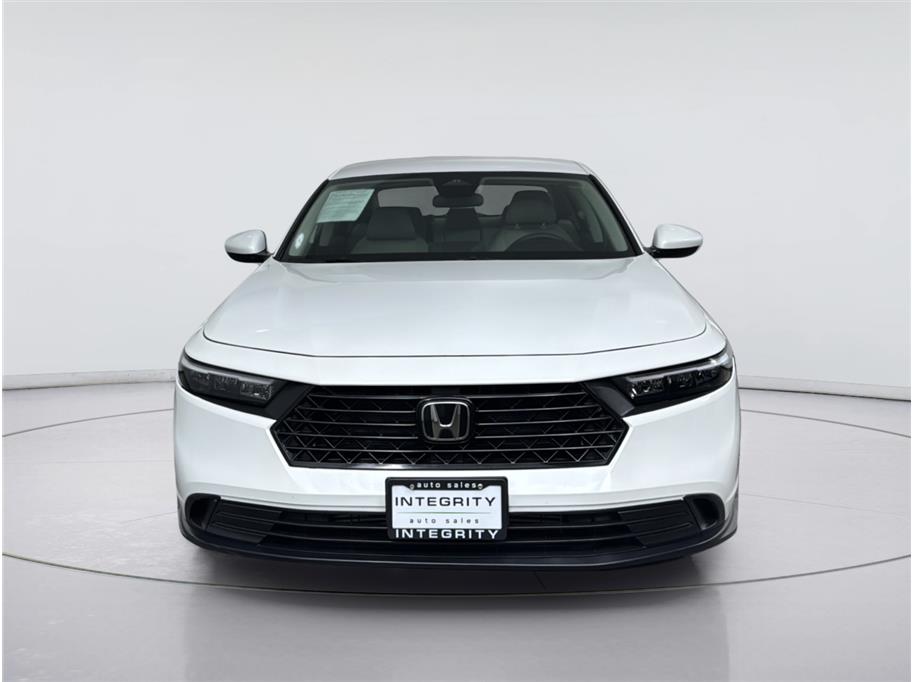 Honda Accord photo 8