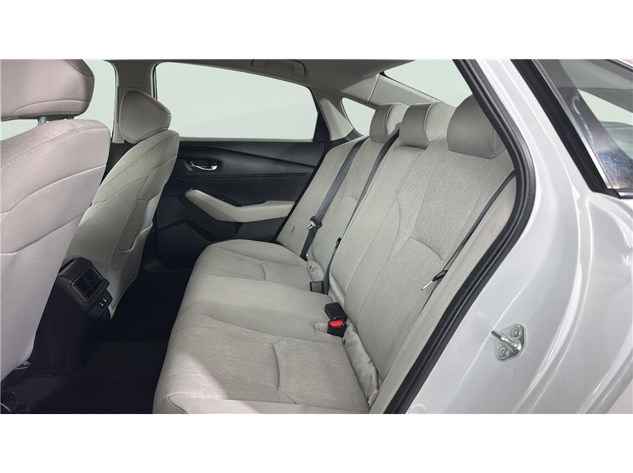 Honda Accord photo 18