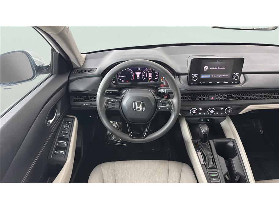 Honda Accord photo 29