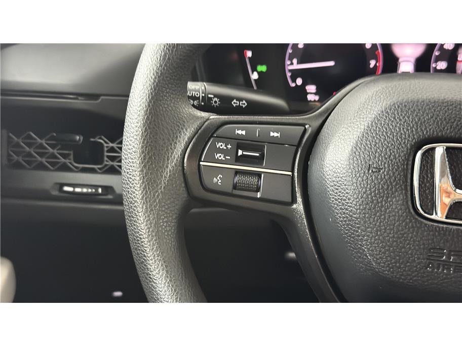 Honda Accord photo 33