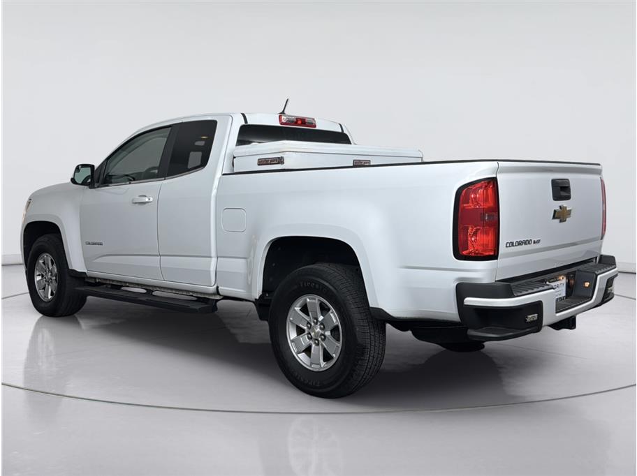 Chevrolet Colorado photo 3