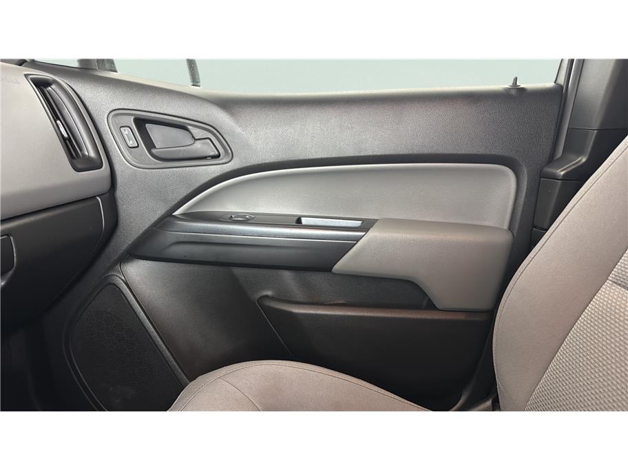 Chevrolet Colorado photo 33