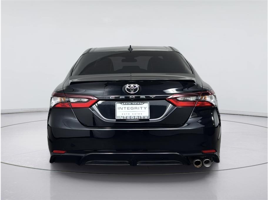 Toyota Camry photo 4