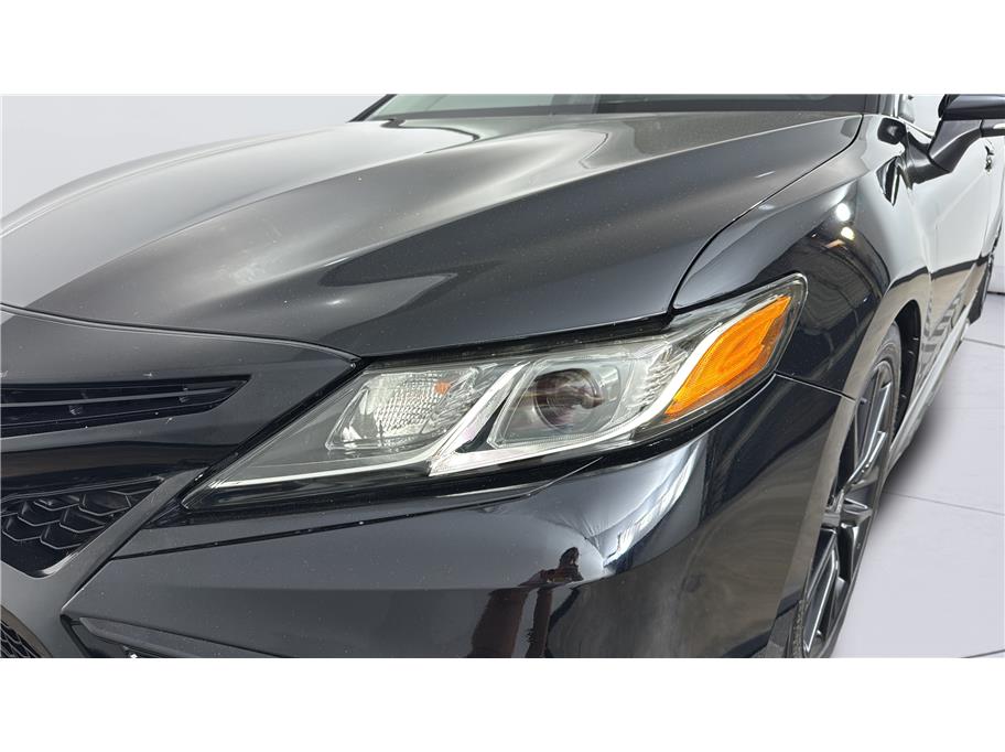 Toyota Camry photo 10