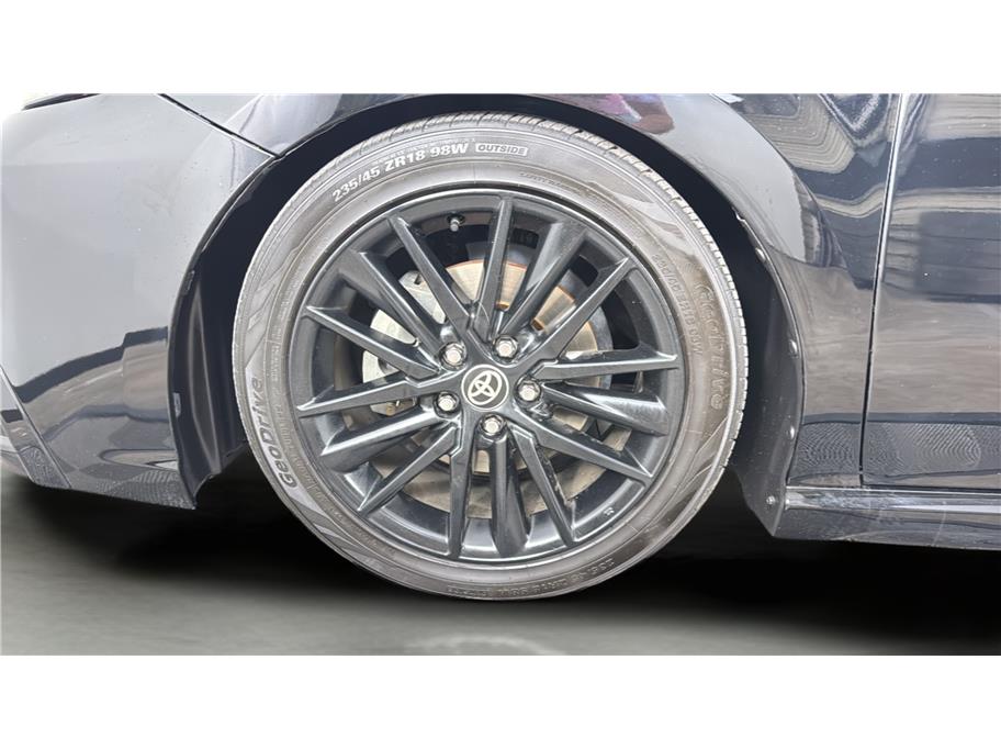 Toyota Camry photo 13