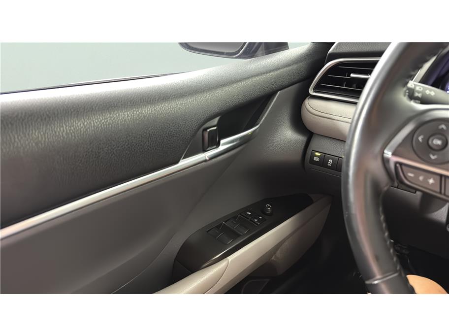 Toyota Camry photo 34
