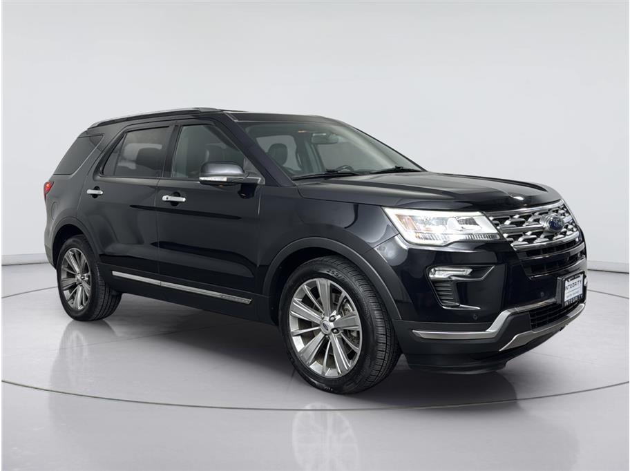 Ford Explorer photo 7