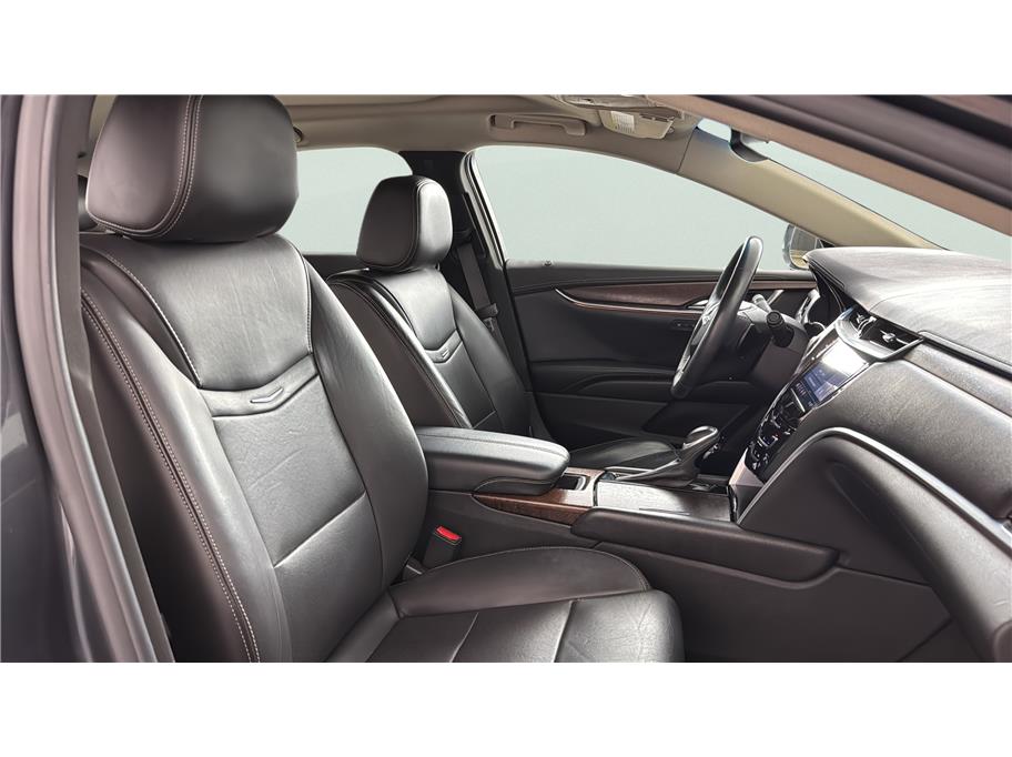 Cadillac XTS photo 26