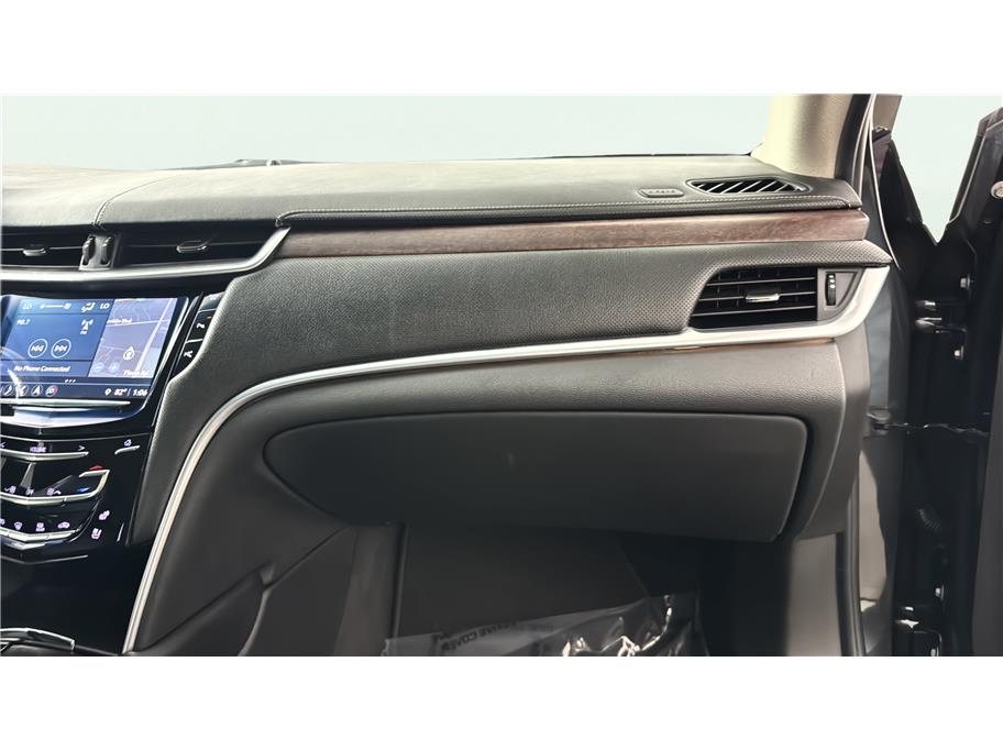 Cadillac XTS photo 27