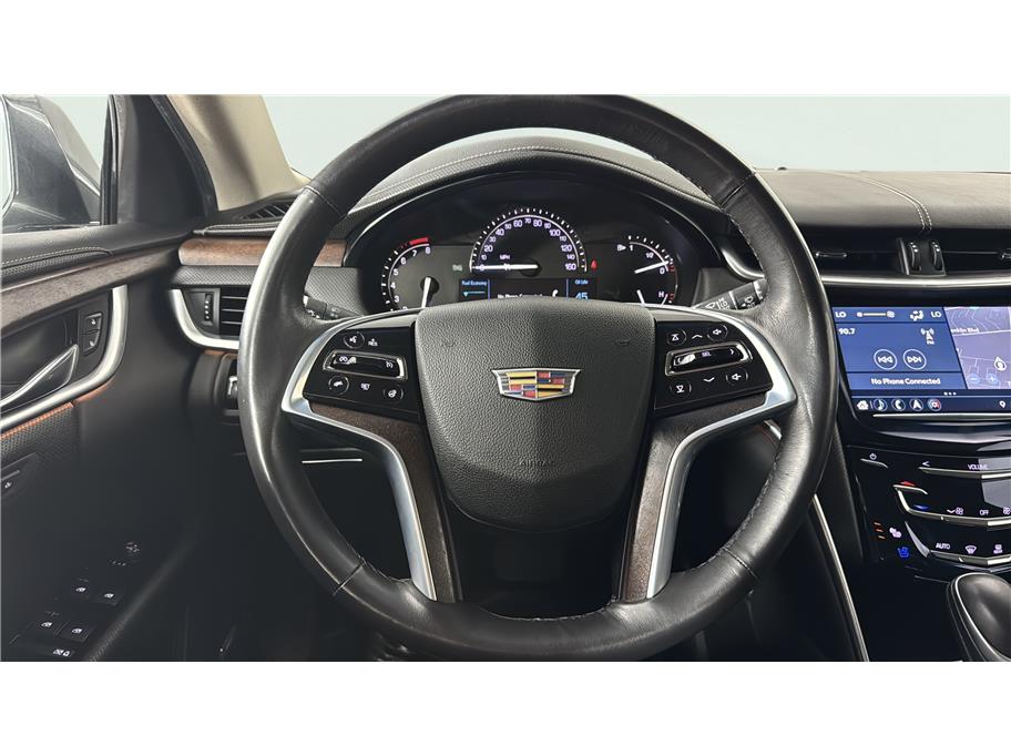Cadillac XTS photo 34