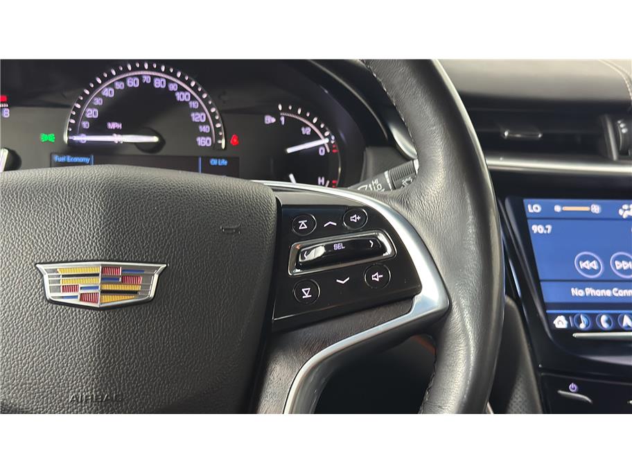 Cadillac XTS photo 36