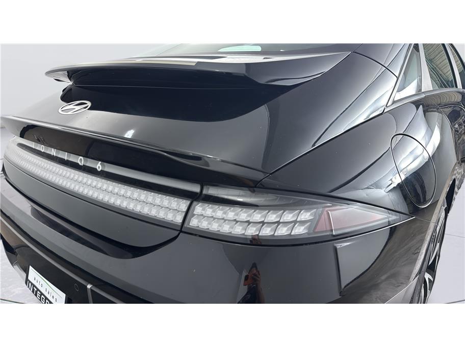 Hyundai Ioniq 6 photo 13