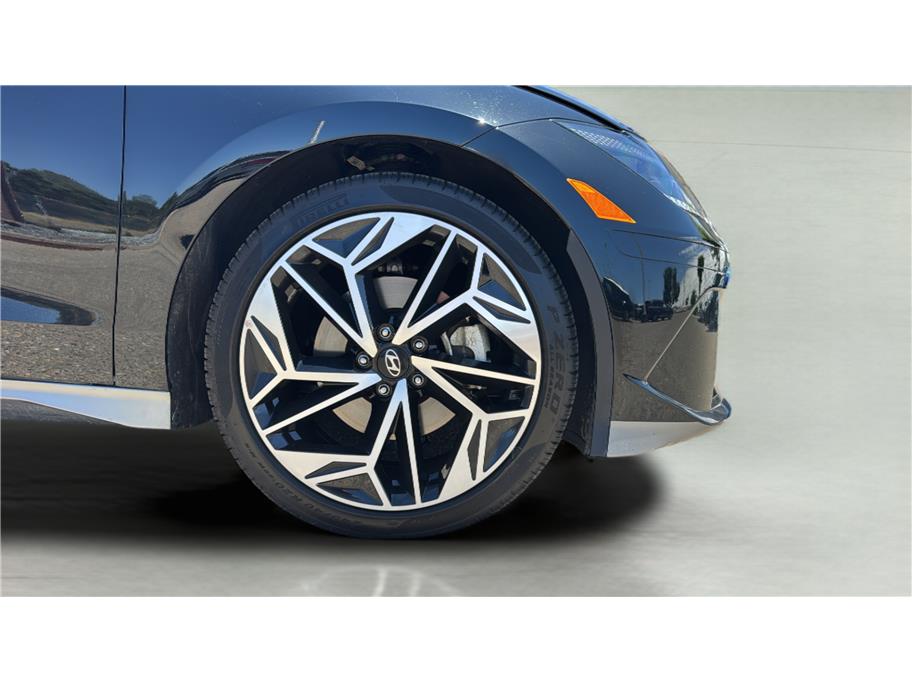 Hyundai Ioniq 6 photo 14