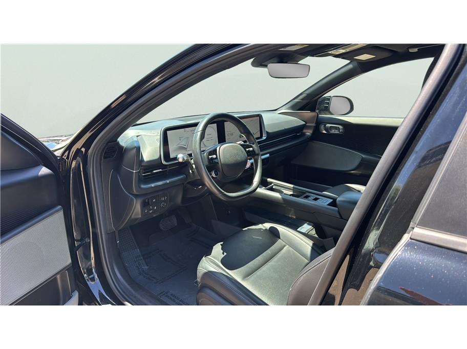 Hyundai Ioniq 6 photo 16