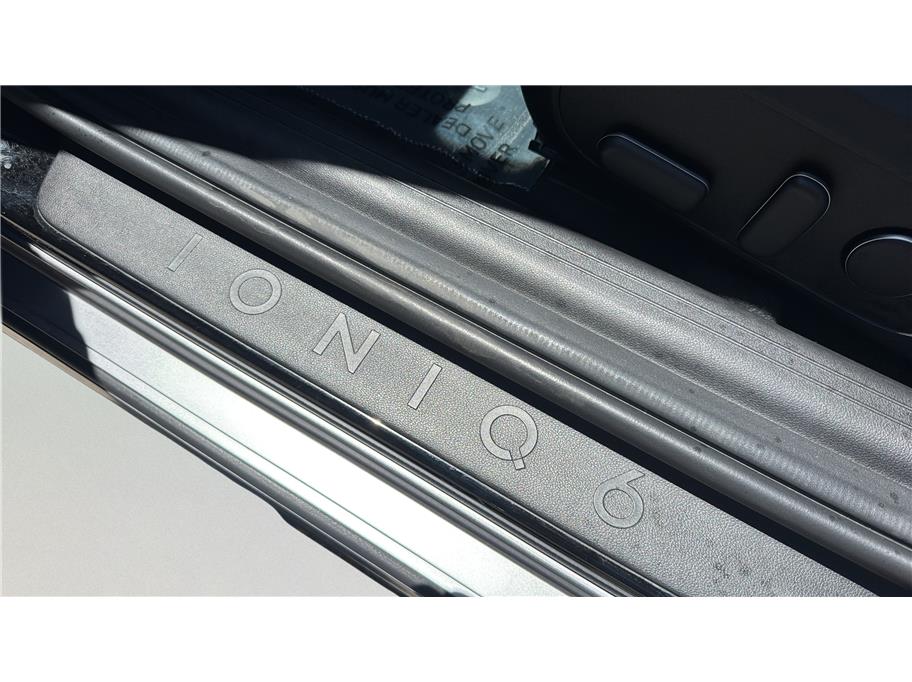 Hyundai Ioniq 6 photo 19