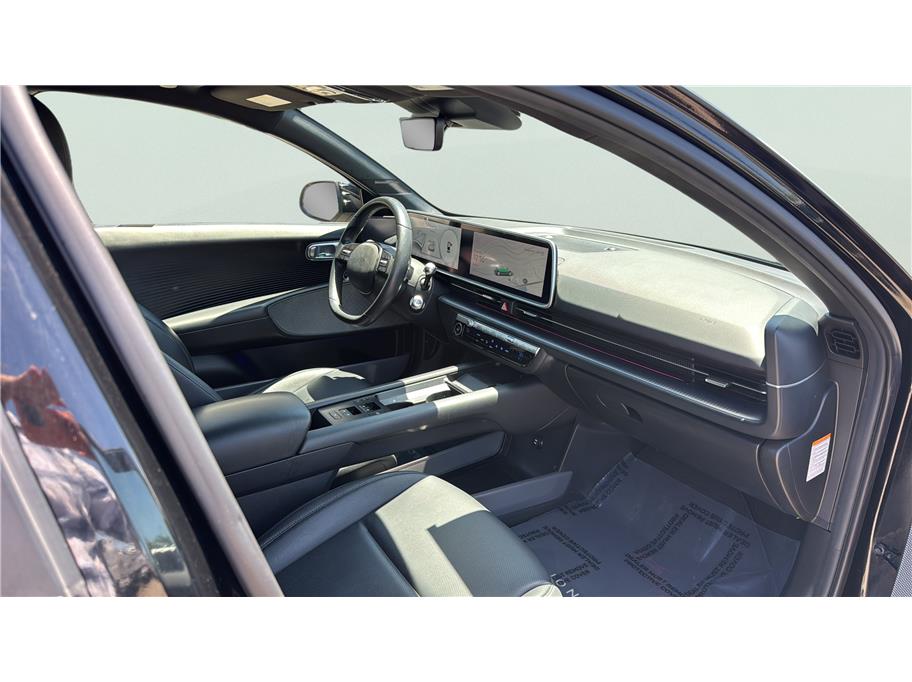 Hyundai Ioniq 6 photo 26