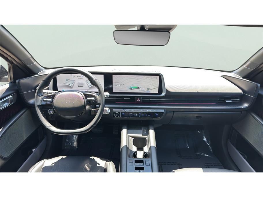 Hyundai Ioniq 6 photo 28