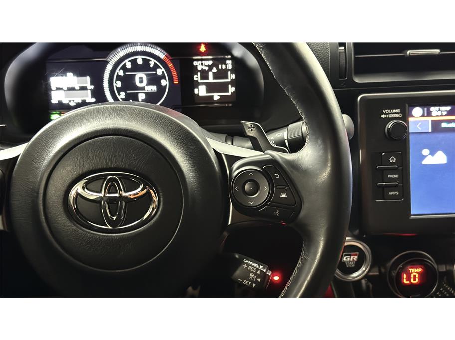 Toyota GR86 photo 33