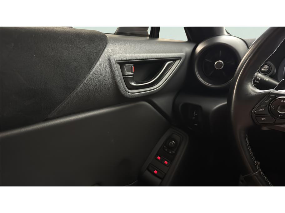 Toyota GR86 photo 36
